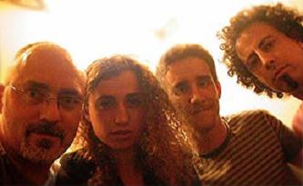20061030071024-grupo-lamundial.jpg